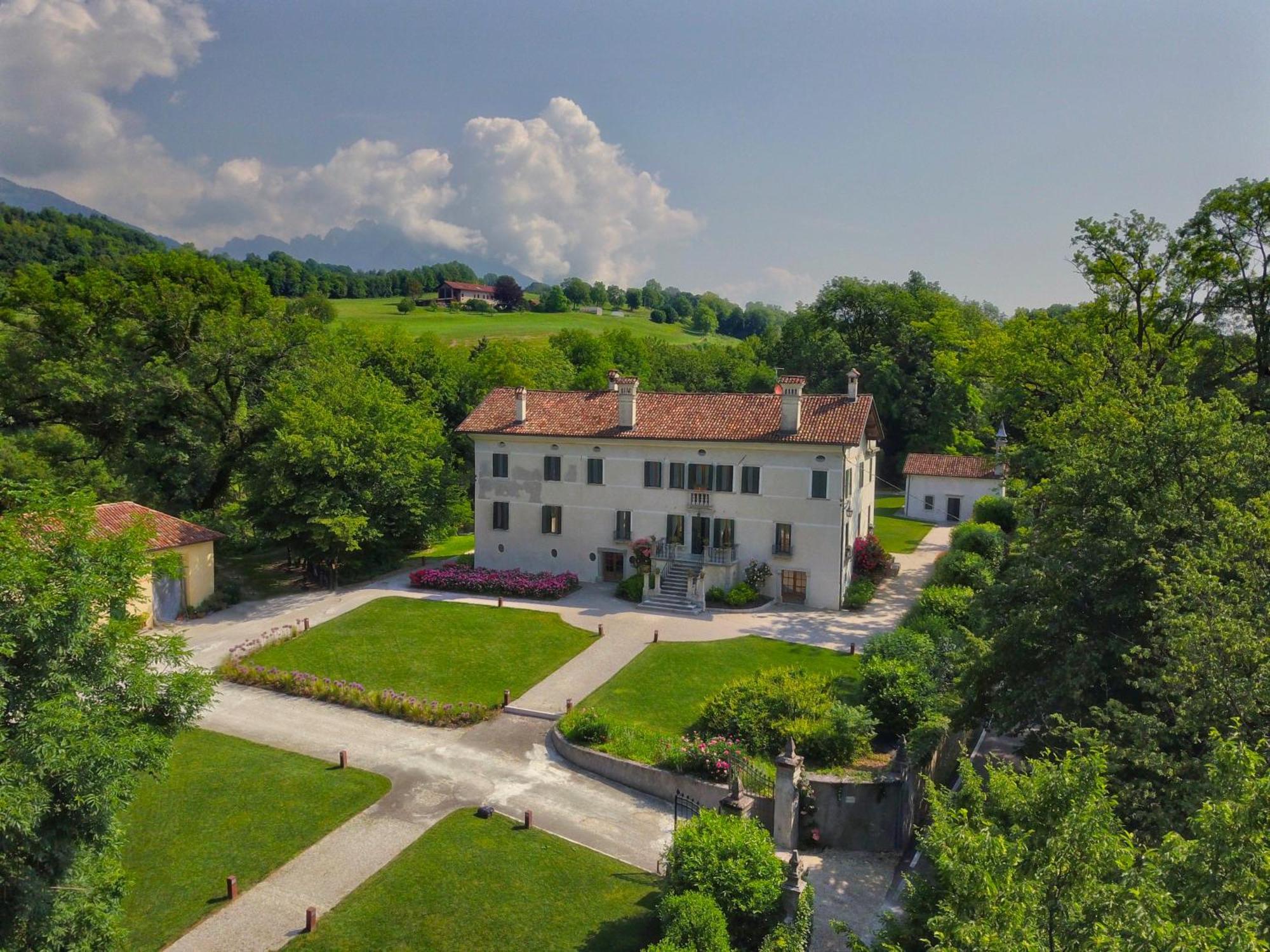 Villa San Liberale - Suites & Wellness - Villa Veneta Фельтре Экстерьер фото